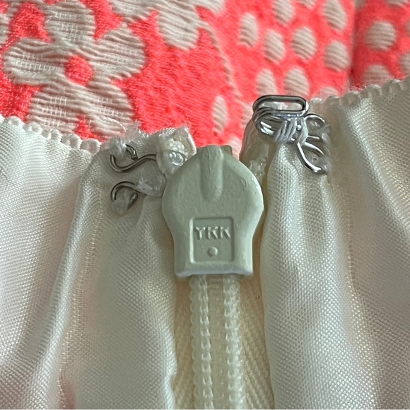 Boden Arianna Skirt in Neon Coral - Size 12R - Picture 9 of 12